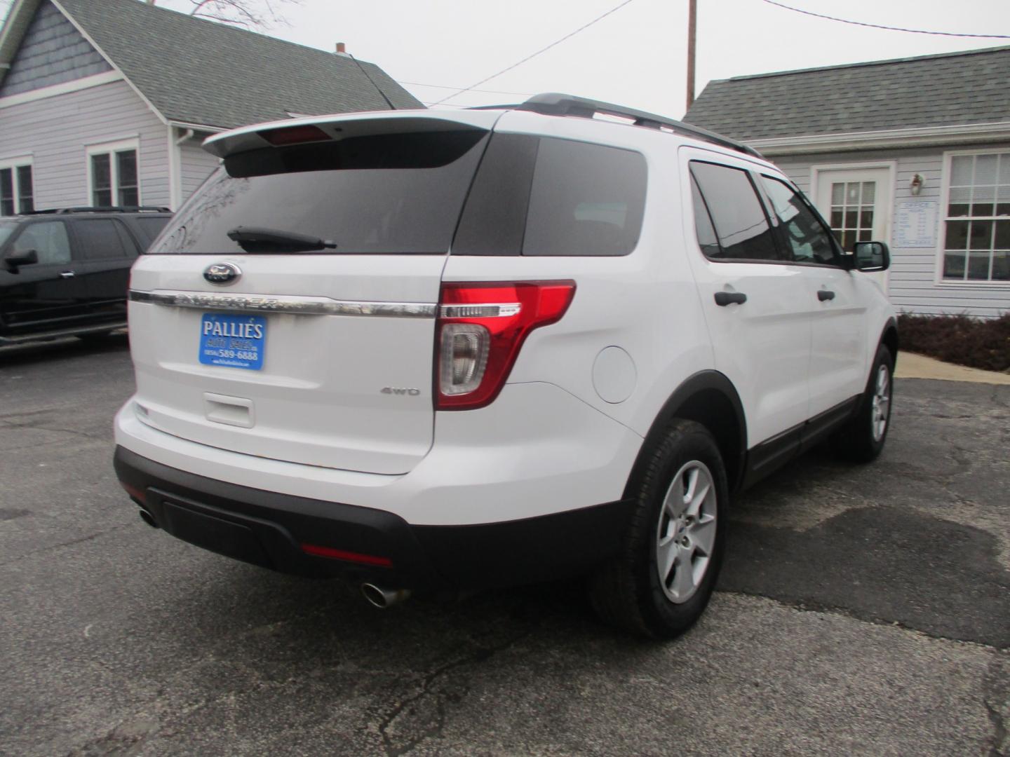 2013 WHITE Ford Explorer (1FM5K8B85DG) , AUTOMATIC transmission, located at 540a Delsea Drive, Sewell, NJ, 08080, (856) 589-6888, 39.752560, -75.111206 - Photo#5